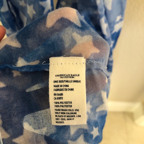 American Eagle Infinity Circle Scarf Blue Stars - Picture 2 of 2